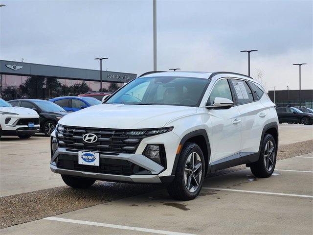 Used 2025 Hyundai Tucson SEL image 2