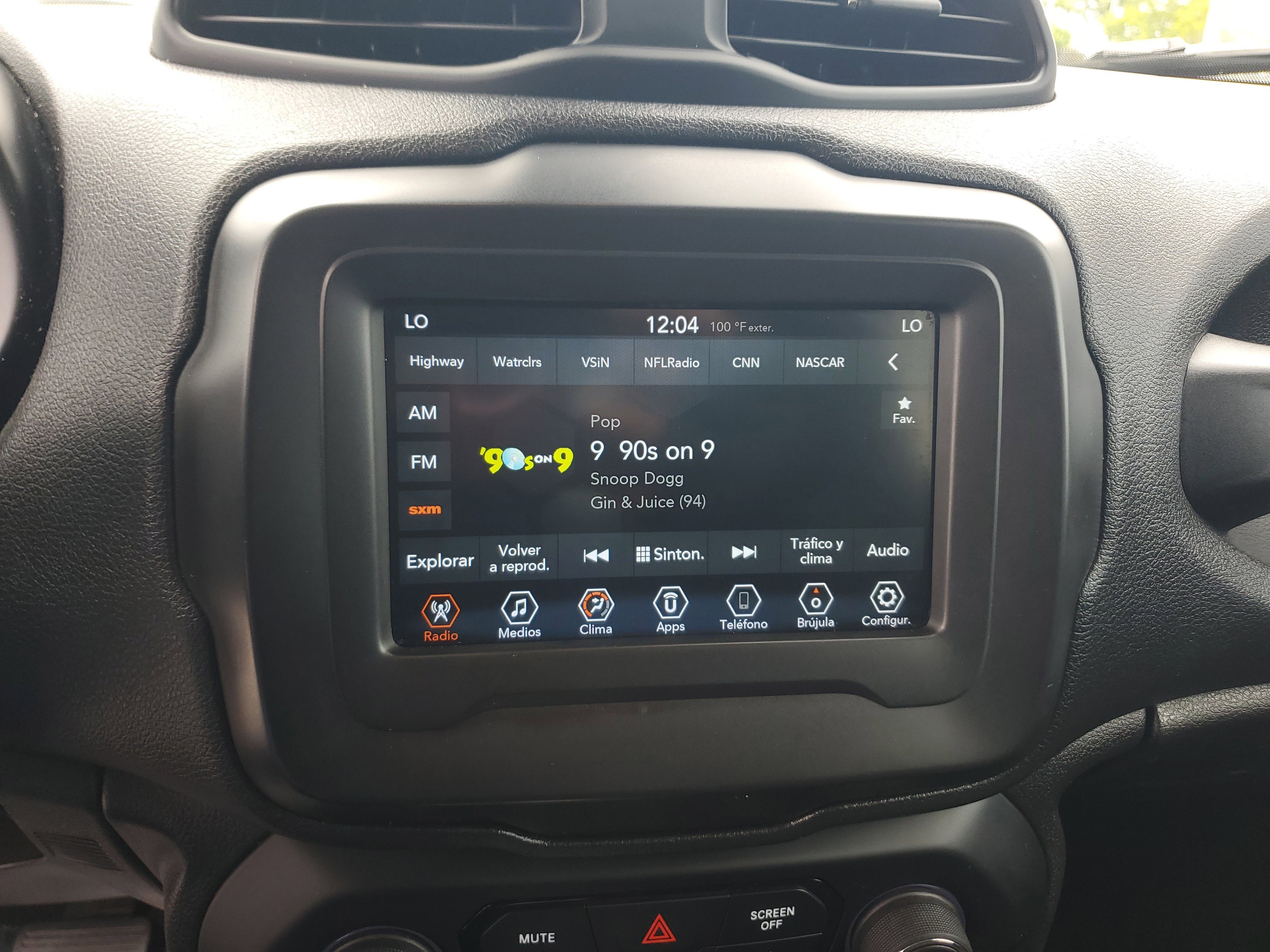 Used 2021 Jeep Renegade Latitude AWD/4WD image 20