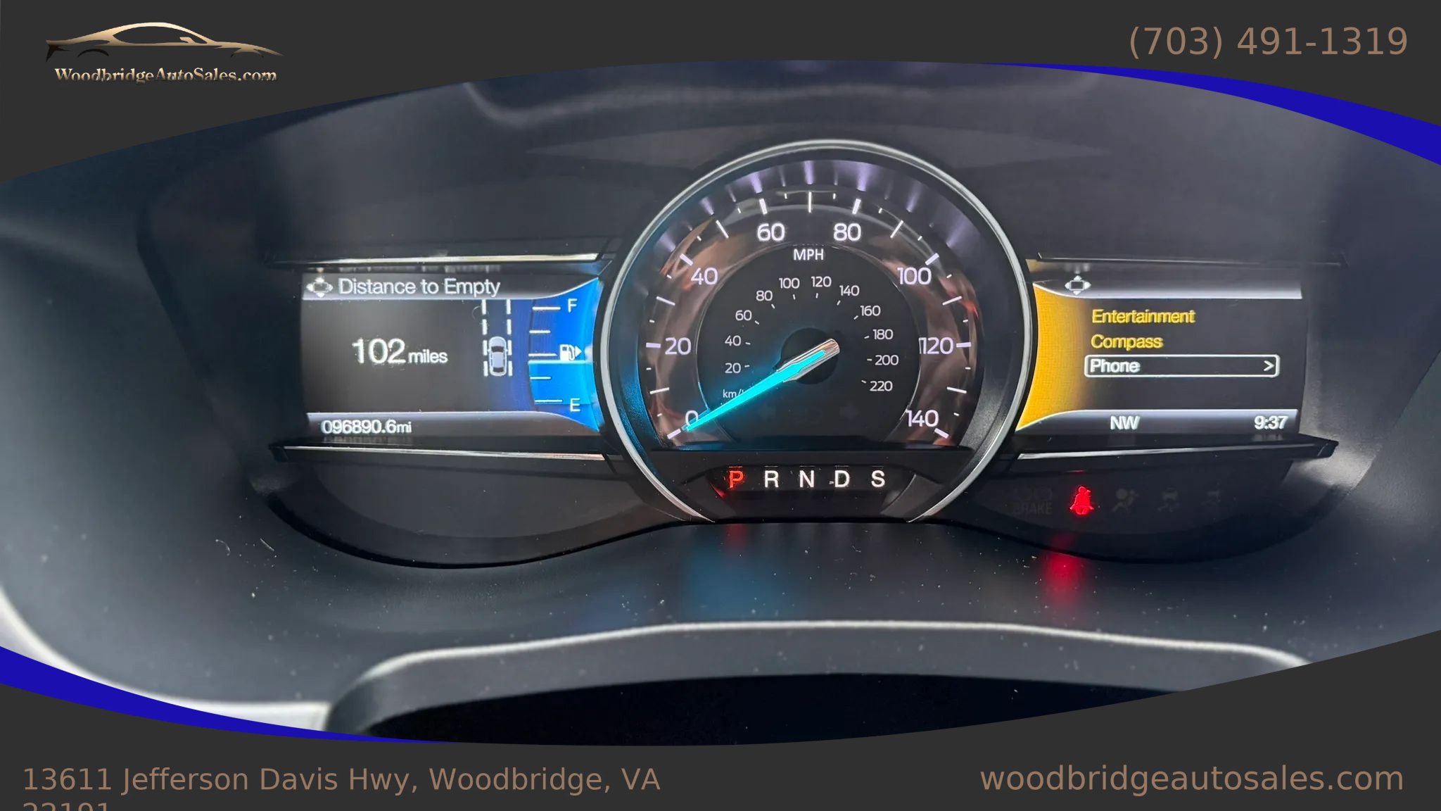 Used 2018 Ford Explorer XLT w/ Equipment Group 202A AWD/4WD image 28