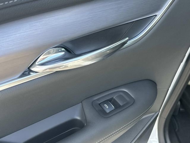 Certified 2025 Cadillac XT6 Luxury image 14