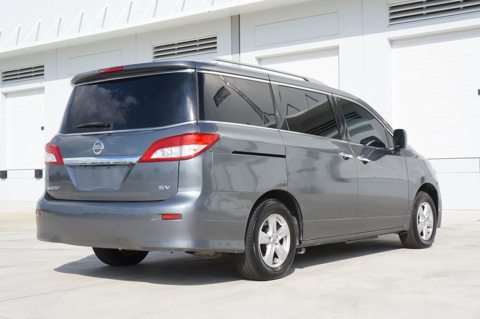 Used 2016 Nissan Quest SV image 13