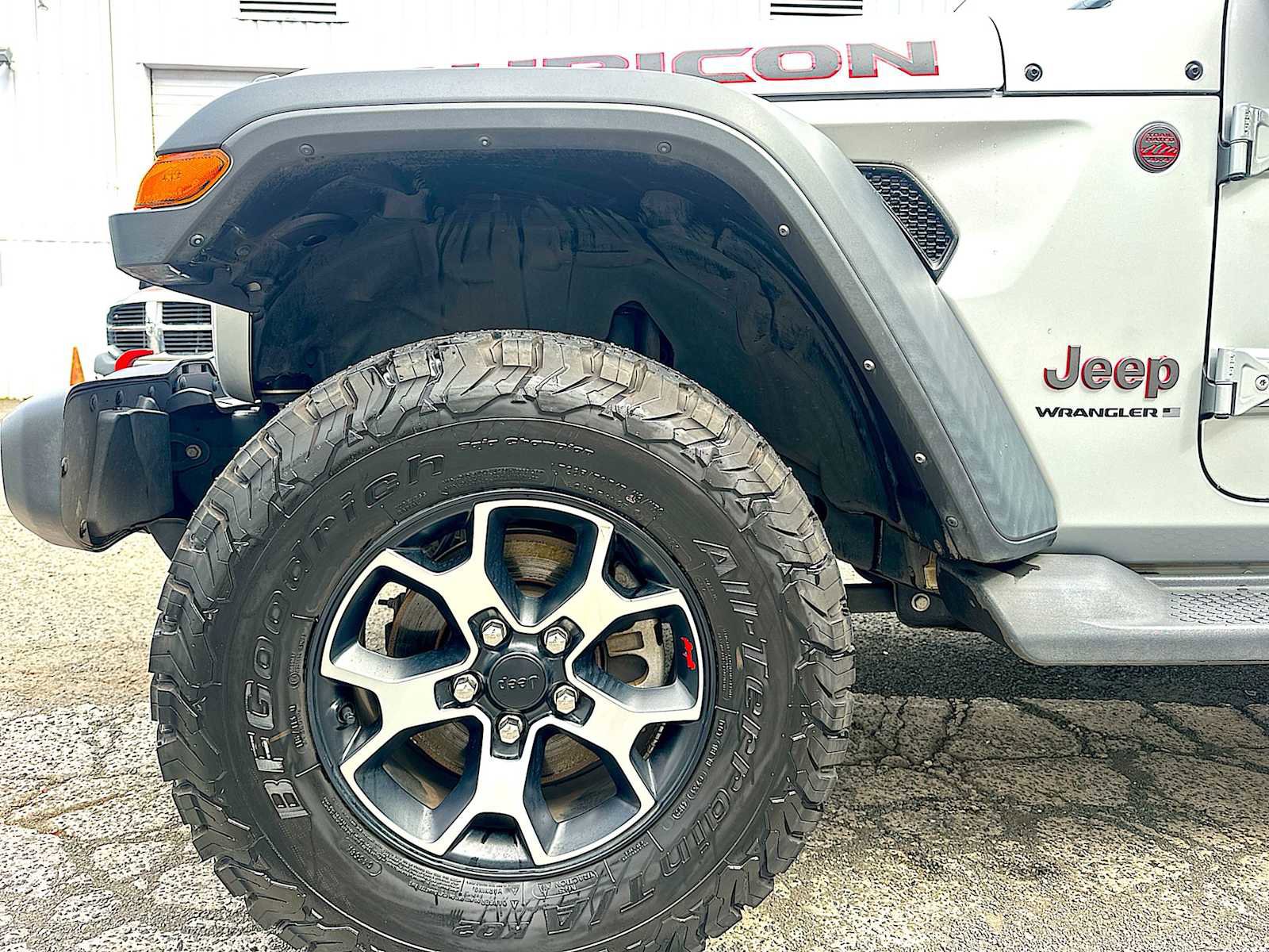 Used 2023 Jeep Wrangler Unlimited Rubicon image 18