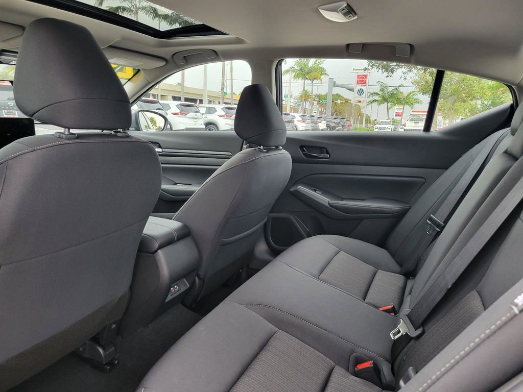 Used 2025 Nissan Altima 2.5 SV w/ SV Special Edition Package image 8