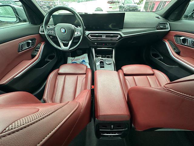 Certified 2023 BMW 330i xDrive 330i xDrive Sedan w/ Premium Package image 21
