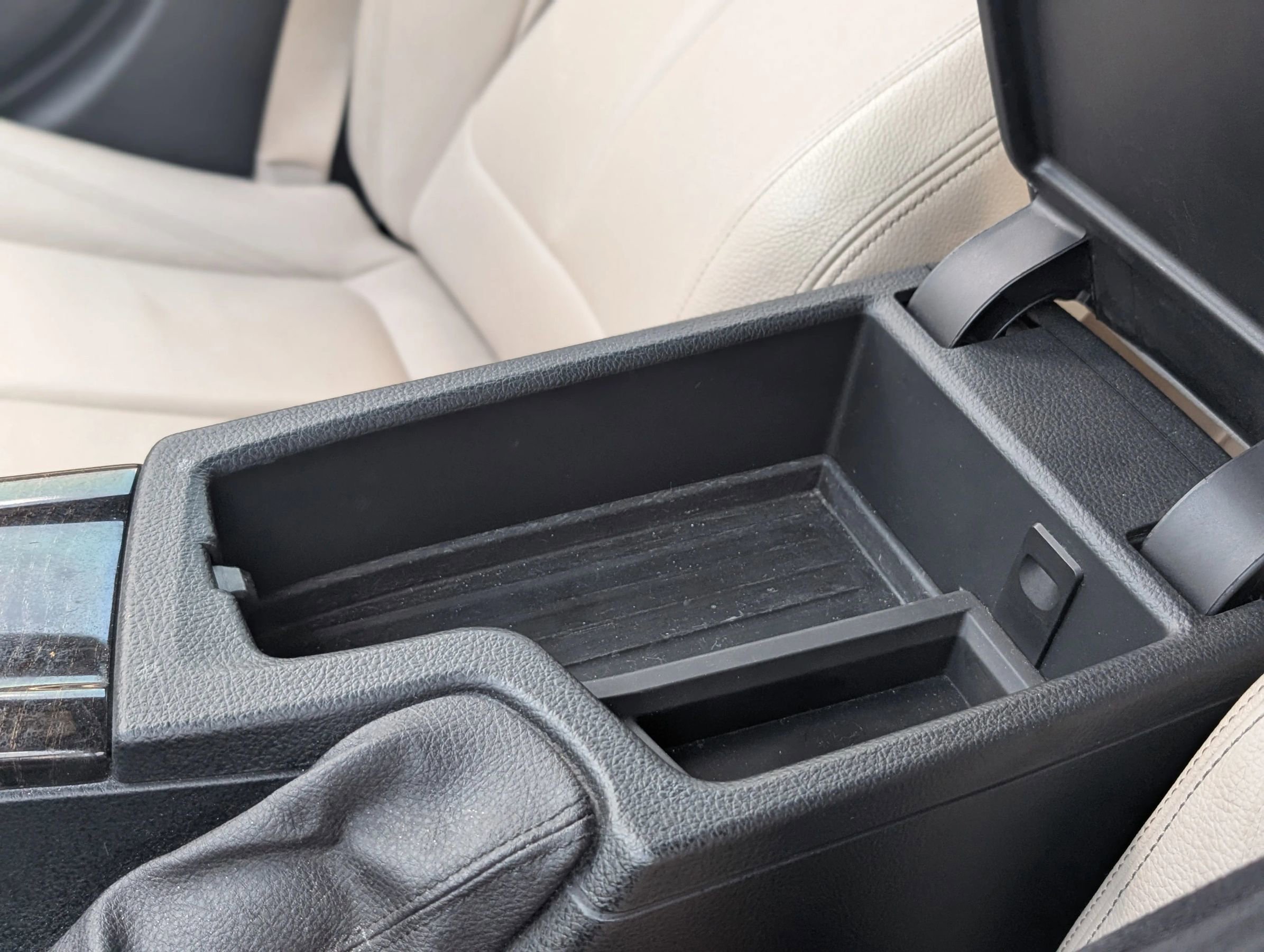 Used 2017 BMW 330i Sedan image 26