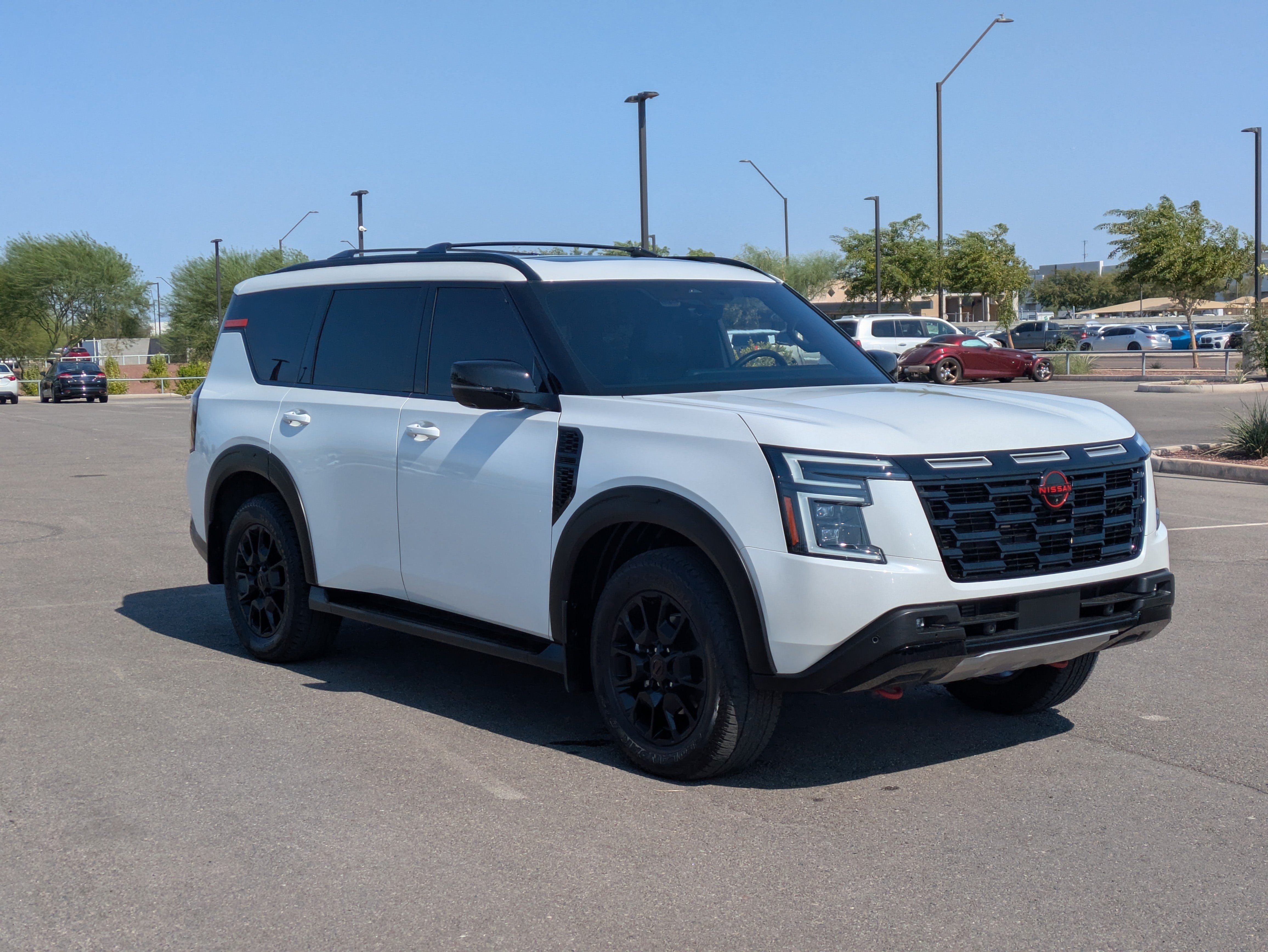 Used 2025 Nissan Armada PRO-4X w/ Pro-4X Premium Package AWD/4WD image 7