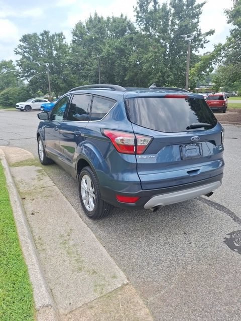 Used 2018 Ford Escape SE w/ SE Sync 3 Package AWD/4WD image 7