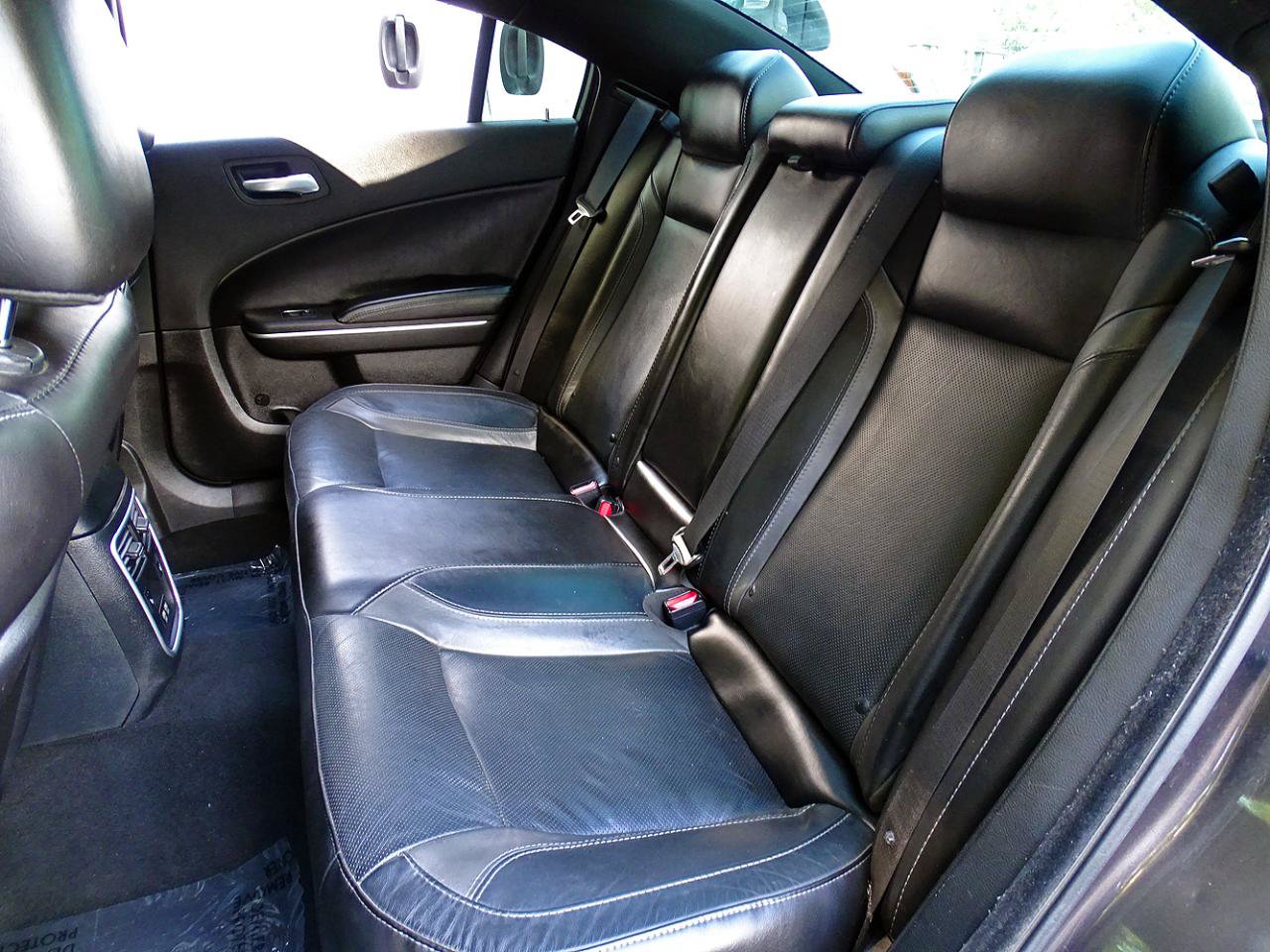 Used 2021 Dodge Charger SXT w/ Leather Interior Group RWD image 25
