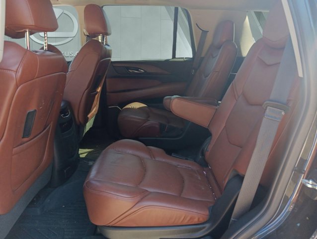 Used 2019 Cadillac Escalade Premium Luxury image 12