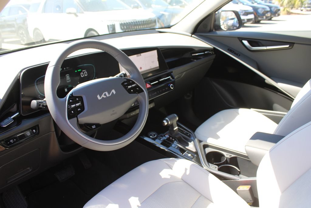 New 2026 Kia Niro FWD image 20