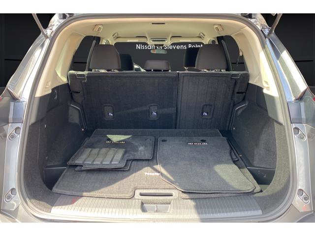 Used 2021 Nissan Rogue SV AWD/4WD image 31