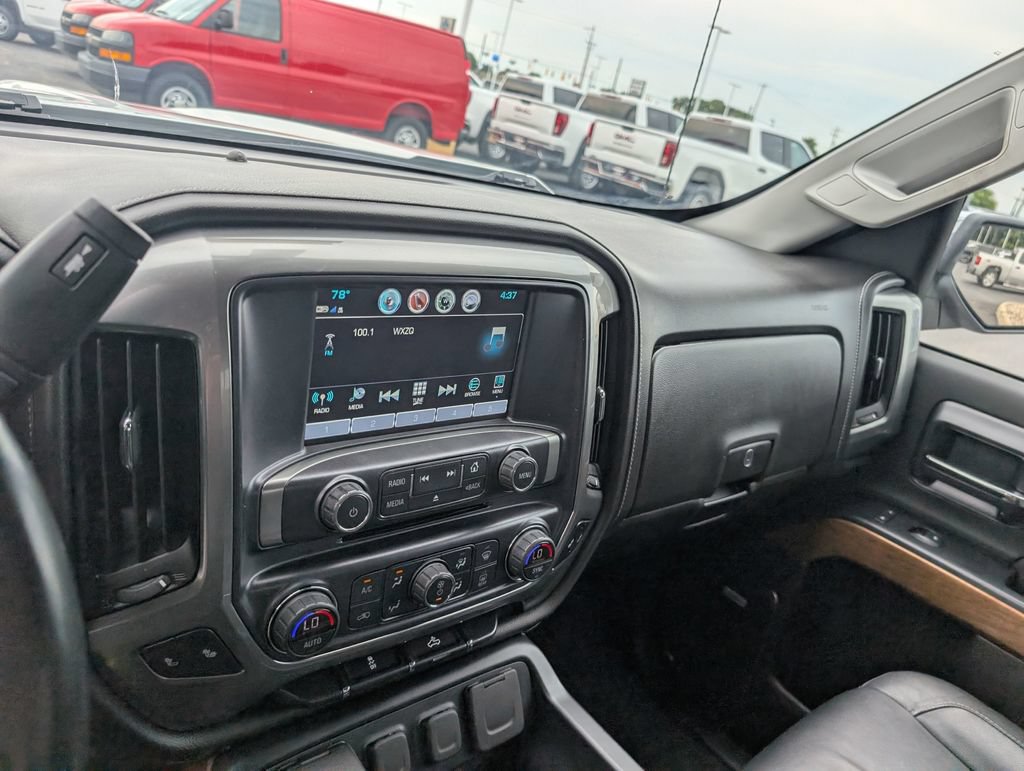 Used 2018 Chevrolet Silverado 1500 LTZ w/ Sport Package AWD/4WD image 22