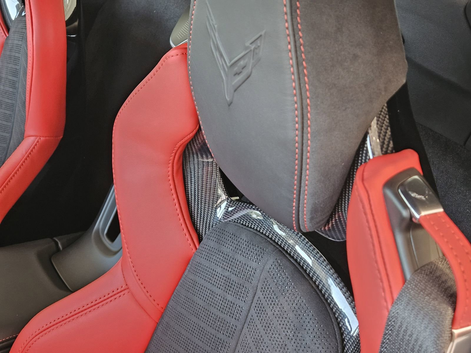 New 2026 Chevrolet Corvette Z06 w/ Battery Protection Package image 27