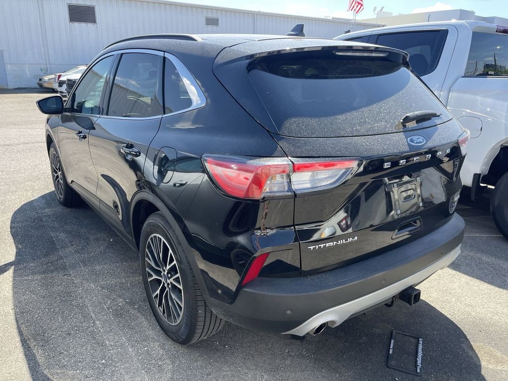 Used 2022 Ford Escape Titanium w/ Titanium Premium Package image 10