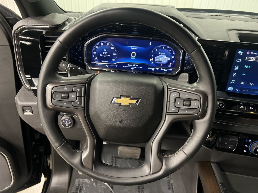 Certified 2024 Chevrolet Silverado 1500 High Country w/ Technology Package AWD/4WD image 19