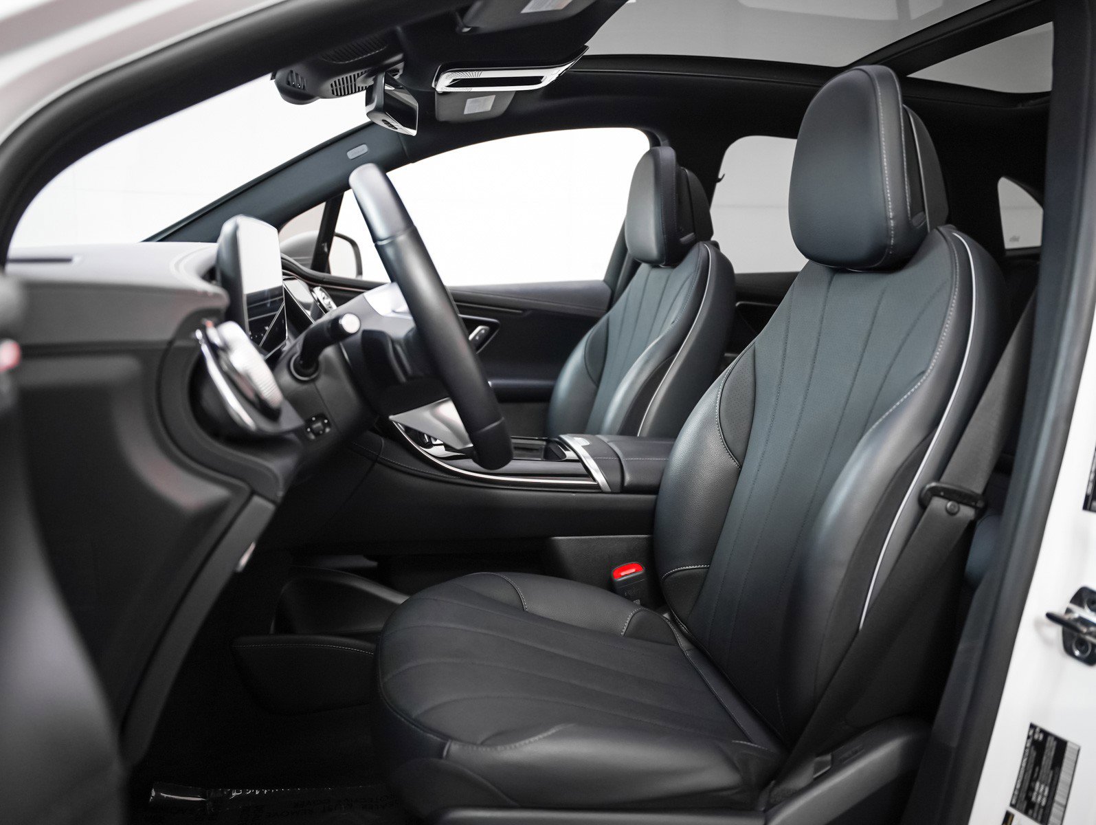 Certified 2024 Mercedes-Benz EQE 350+ SUV w/ Driver Assistance Package image 6