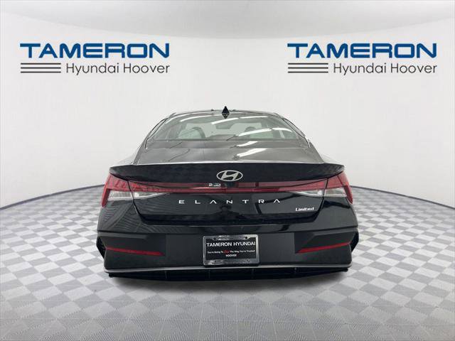 New 2026 Hyundai Elantra Limited image 4