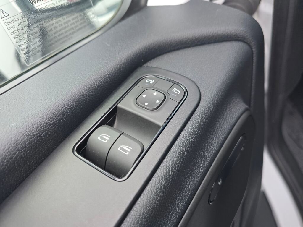 Used 2024 Mercedes-Benz Sprinter 2500 image 19