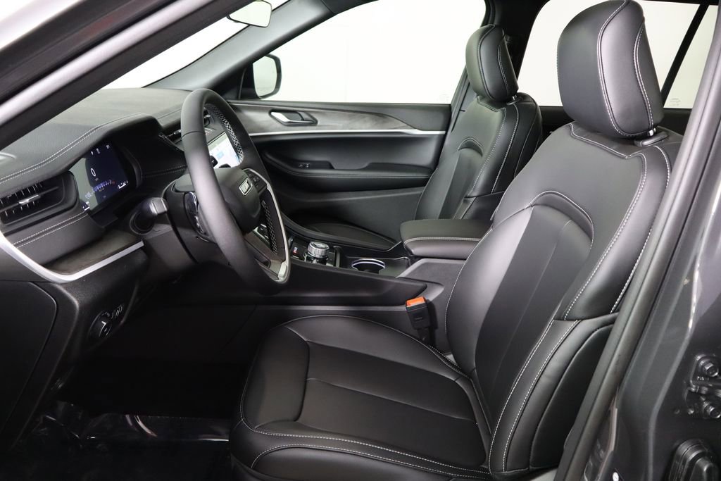 New 2026 Jeep Grand Cherokee Limited image 15