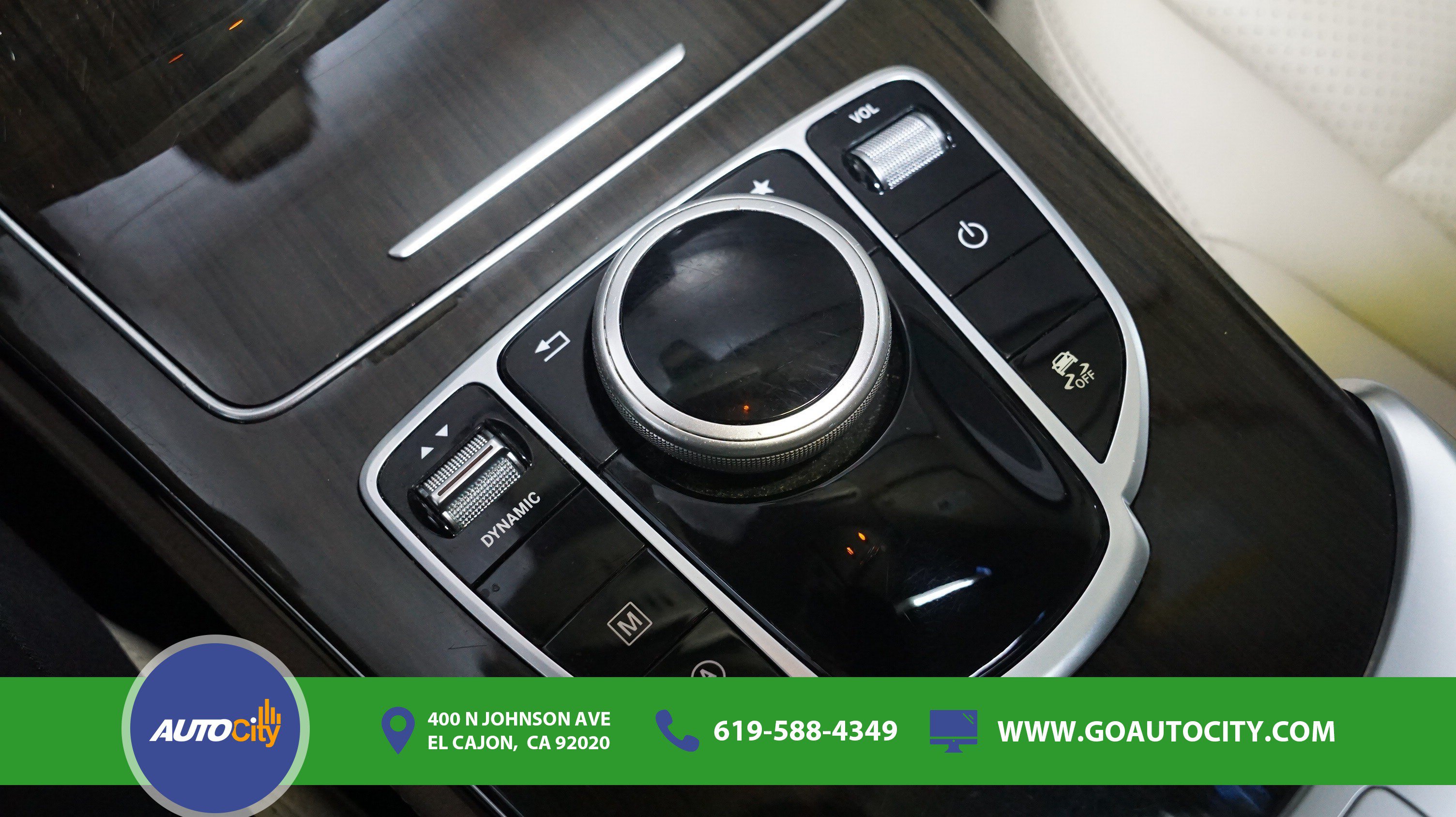 Used 2019 Mercedes-Benz GLC 300 image 25