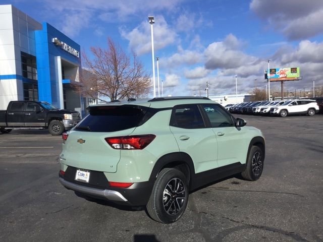 New 2025 Chevrolet TrailBlazer LT w/ LT Cold Weather Package AWD/4WD image 3