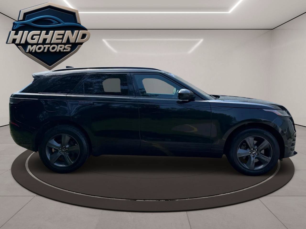 Used 2025 Land Rover Range Rover Velar Dynamic SE AWD/4WD image 7