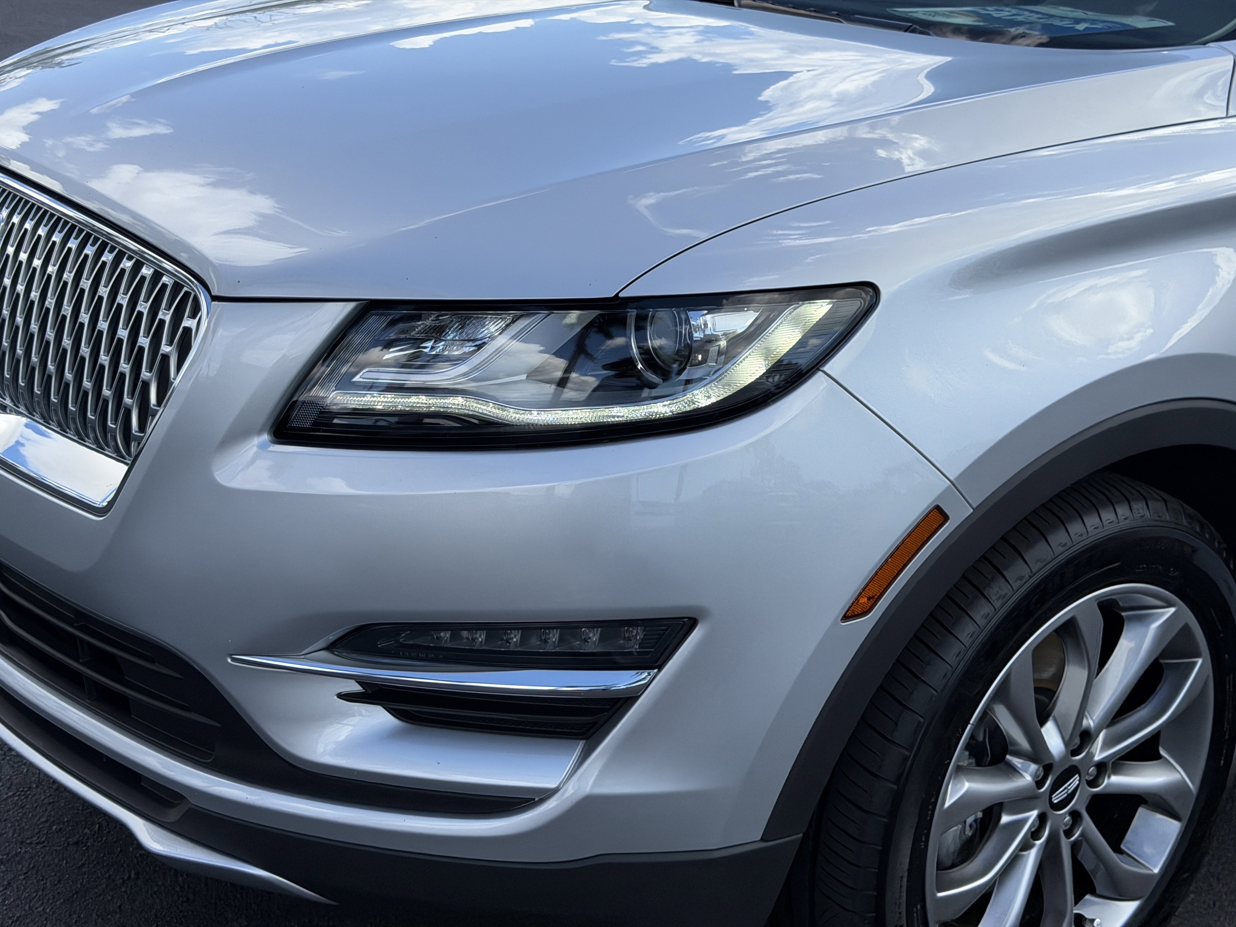 Used 2019 Lincoln MKC Select w/ Select Plus Package image 8