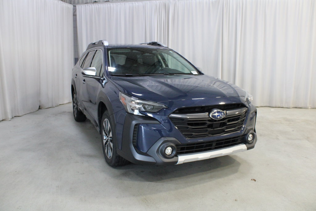 Used 2024 Subaru Outback Touring XT AWD/4WD image 39