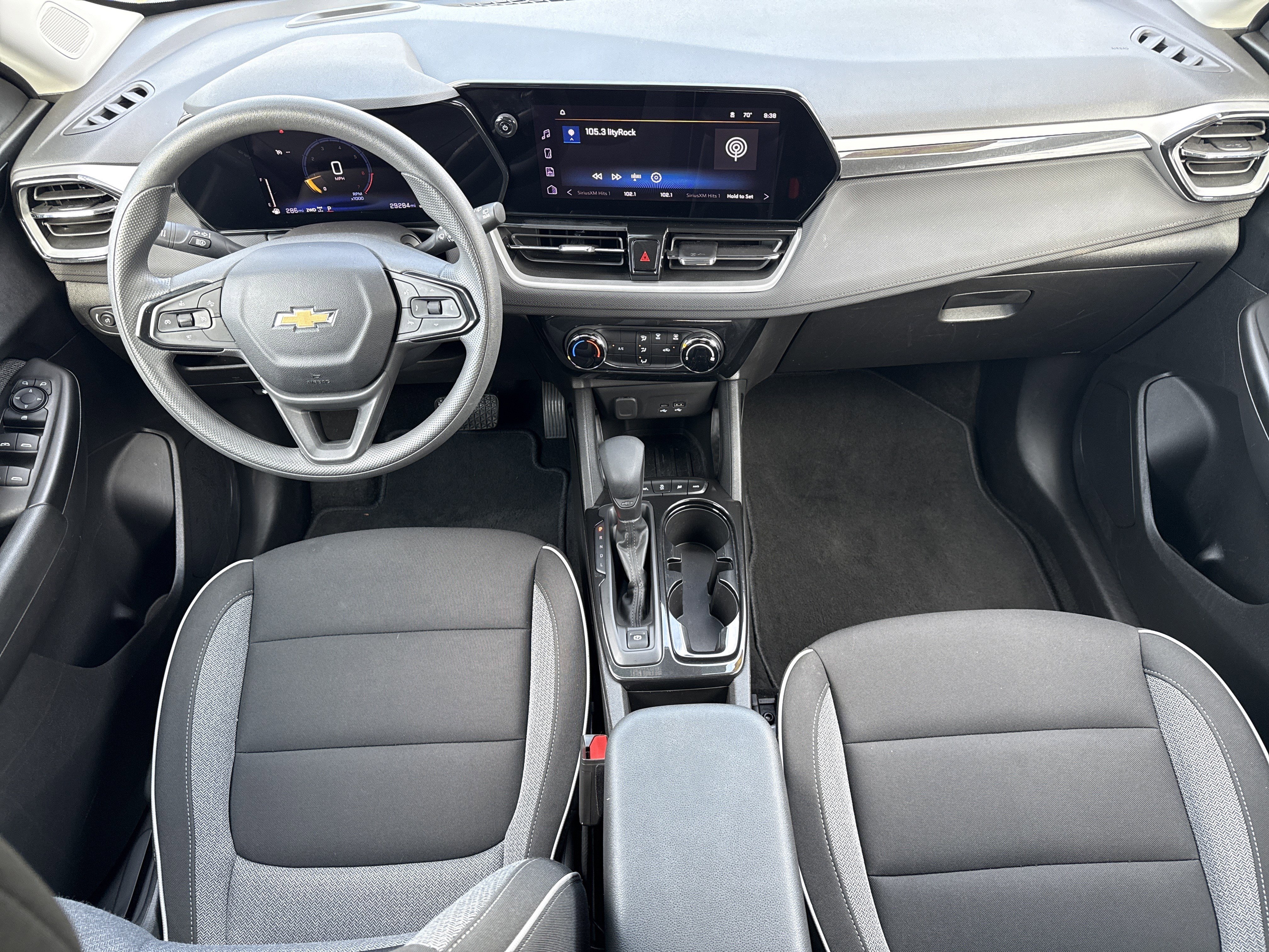 Used 2025 Chevrolet TrailBlazer LT image 27