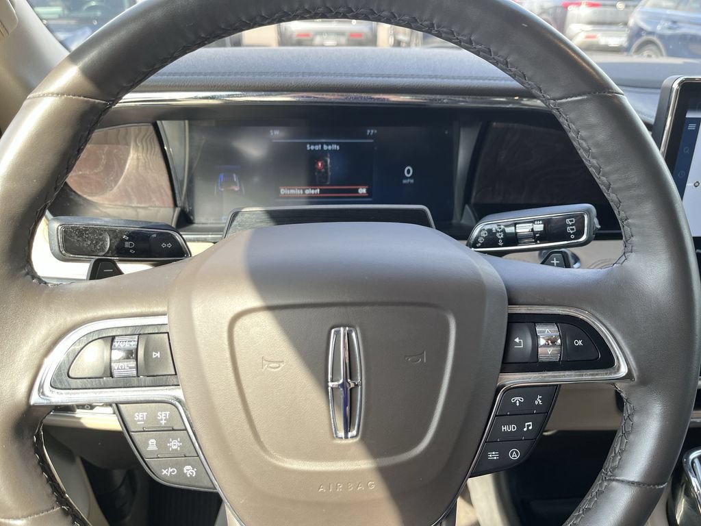 Used 2024 Lincoln Navigator Reserve AWD/4WD image 14