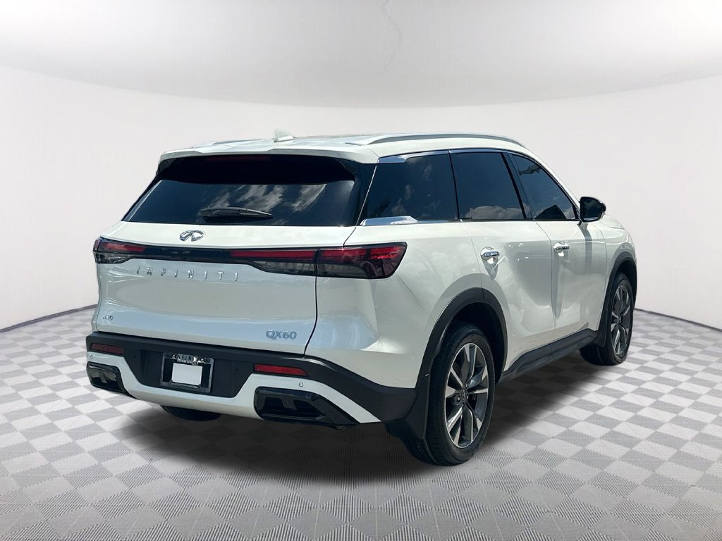 Used 2025 INFINITI QX60 Luxe w/ Vision Package AWD/4WD image 5