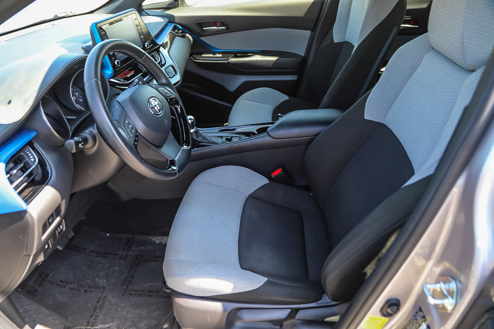 Certified 2019 Toyota C-HR XLE FWD image 17