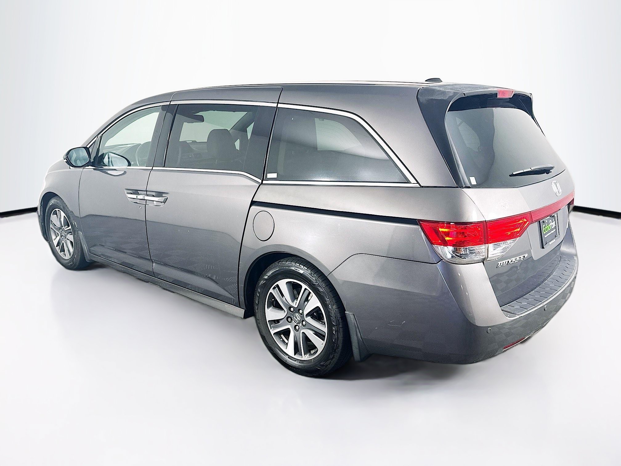 Used 2015 Honda Odyssey Touring image 5