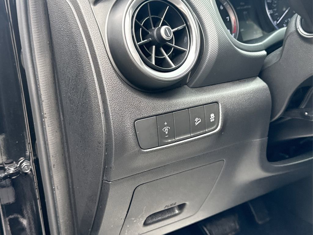 Used 2023 Hyundai Kona SEL image 20