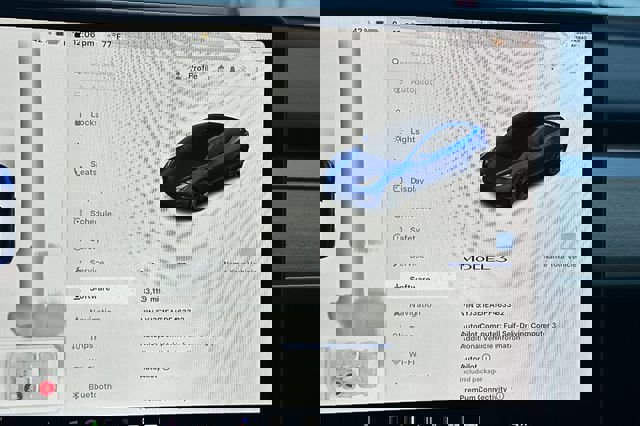 Used 2023 Tesla Model 3 Standard Range image 30