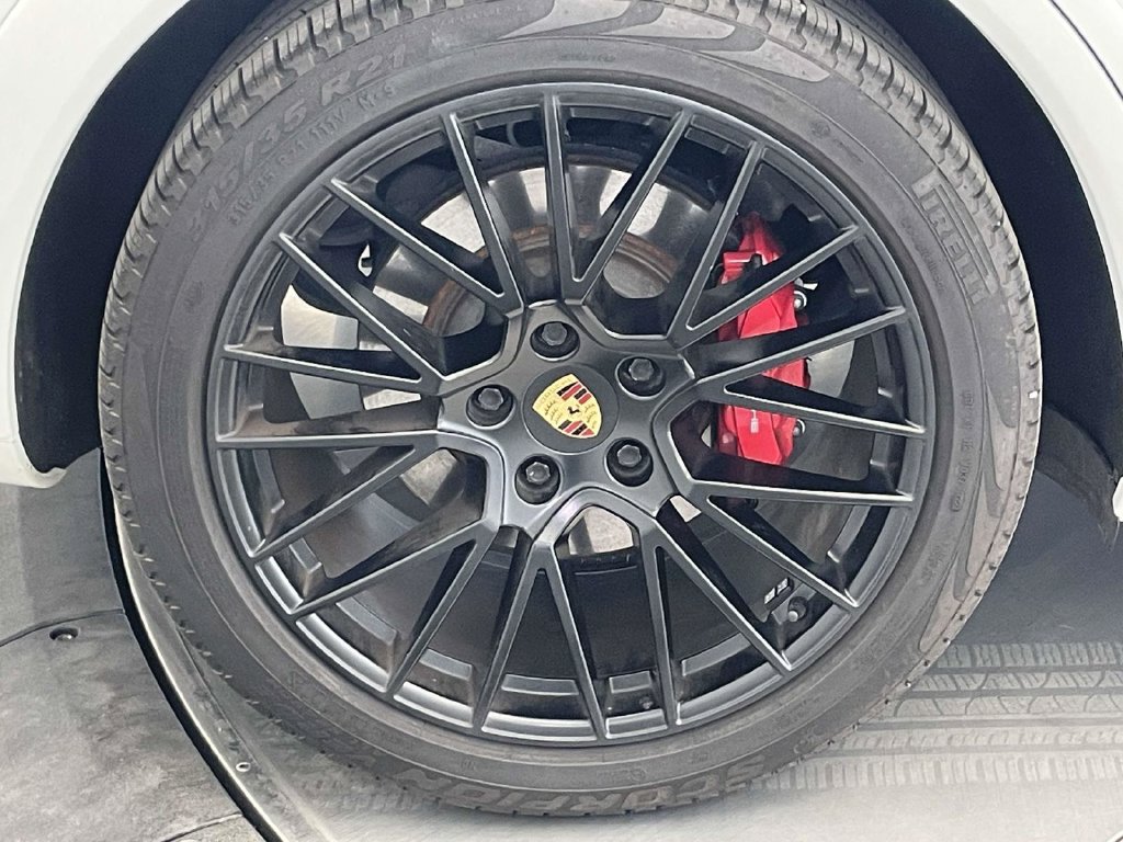 Certified 2023 Porsche Cayenne GTS AWD/4WD image 13