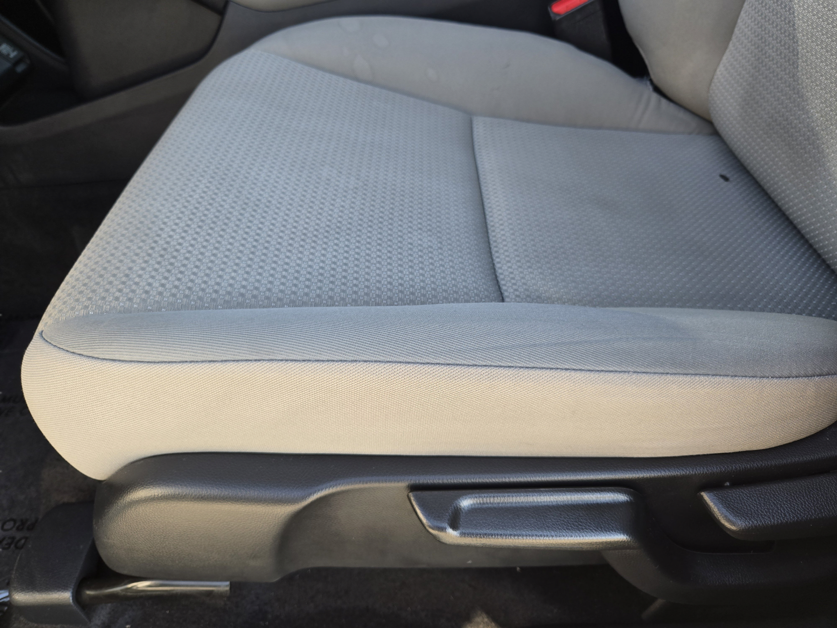 Used 2020 Honda HR-V LX image 21