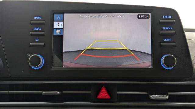 Used 2025 Hyundai Elantra SE FWD image 29