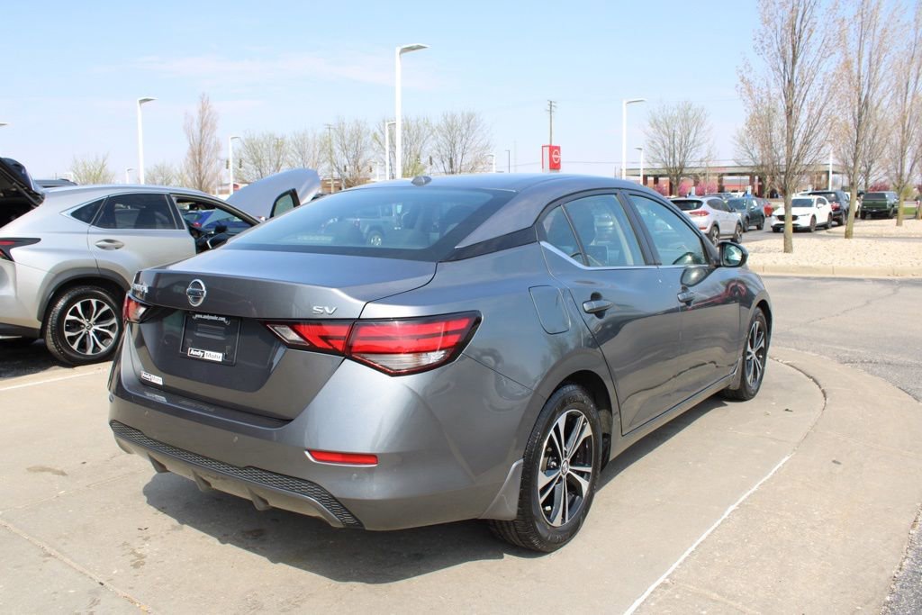 Used 2022 Nissan Sentra SV image 7