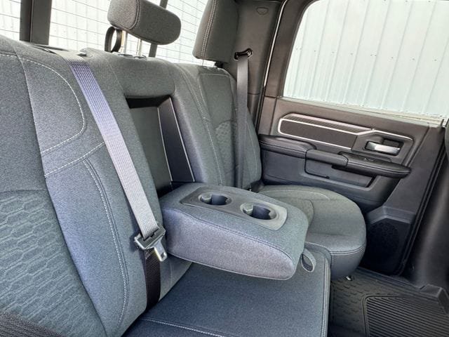 New 2026 RAM 2500 Big Horn AWD/4WD image 37