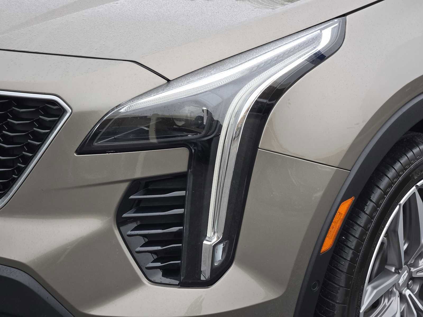 Certified 2020 Cadillac XT4 Sport FWD image 9