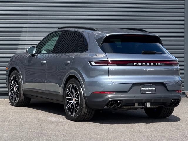 New 2026 Porsche Cayenne AWD/4WD image 3