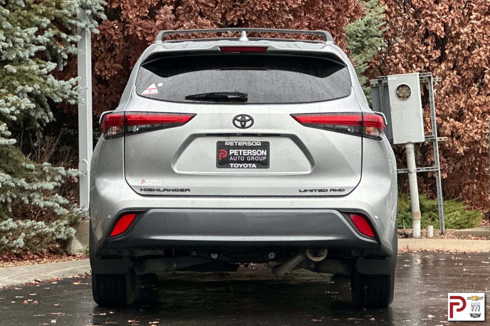 Used 2022 Toyota Highlander Limited image 5