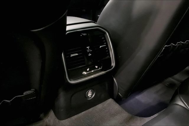 Used 2018 Porsche Macan GTS AWD/4WD image 35