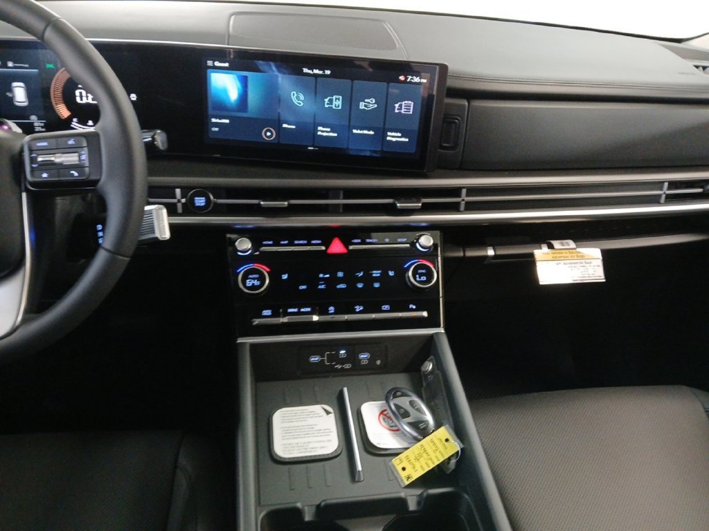 New 2027 Hyundai Santa Fe SEL FWD image 12