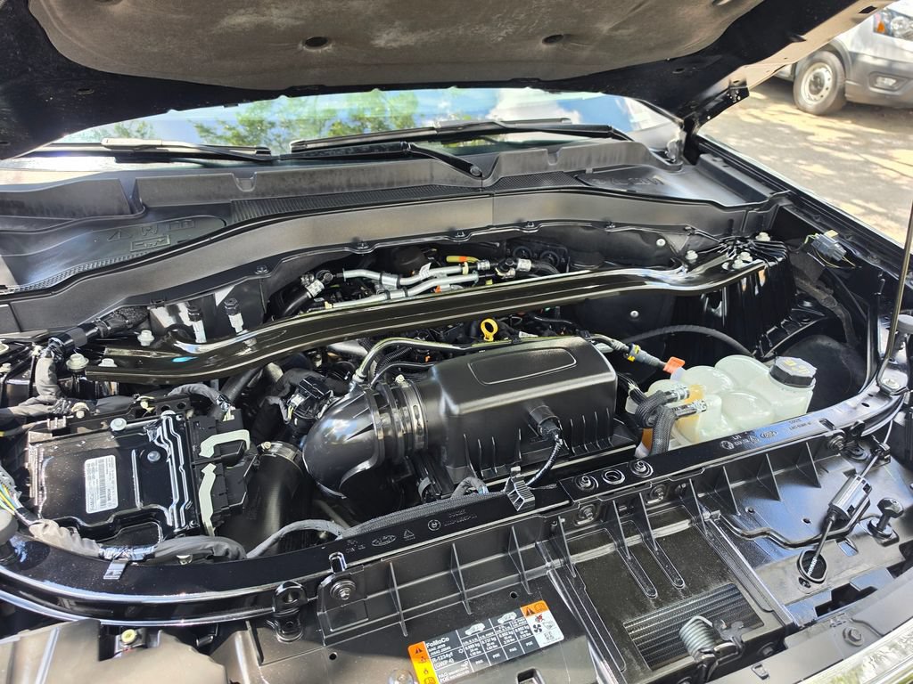 Used 2022 Ford Explorer Limited AWD/4WD image 15