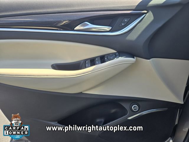 Used 2018 Buick Enclave Essence image 27