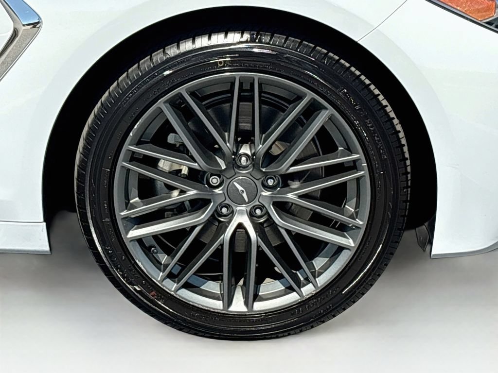 Used 2019 Genesis G70 2.0T Advanced w/ Prestige Package AWD/4WD image 32