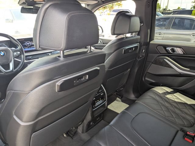 Used 2025 BMW X5 xDrive40i AWD/4WD image 14