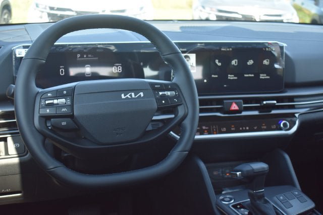 New 2026 Kia Sportage EX FWD image 19